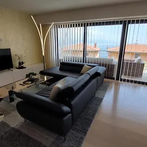  Apartment Leona,